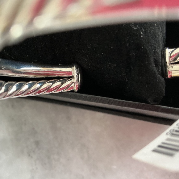 David Yurman bangle bracelet, NWT - Picture 11 of 11